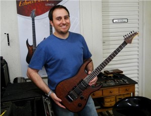 Nova Guitarra E.Luighi